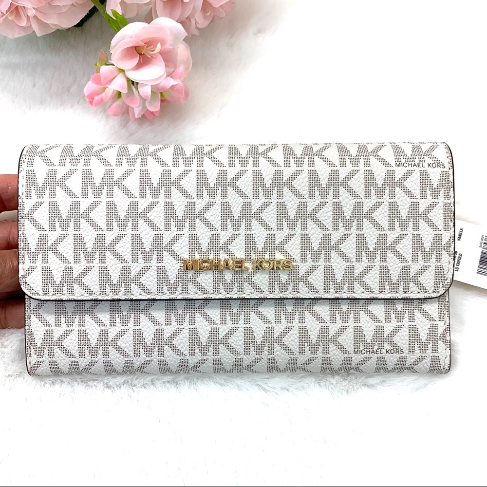 Michael Kors Trifold Signature Wallet
